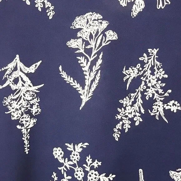 Shein Women's 3X long sleeve blouse floral True to size! - Picture 4 of 4